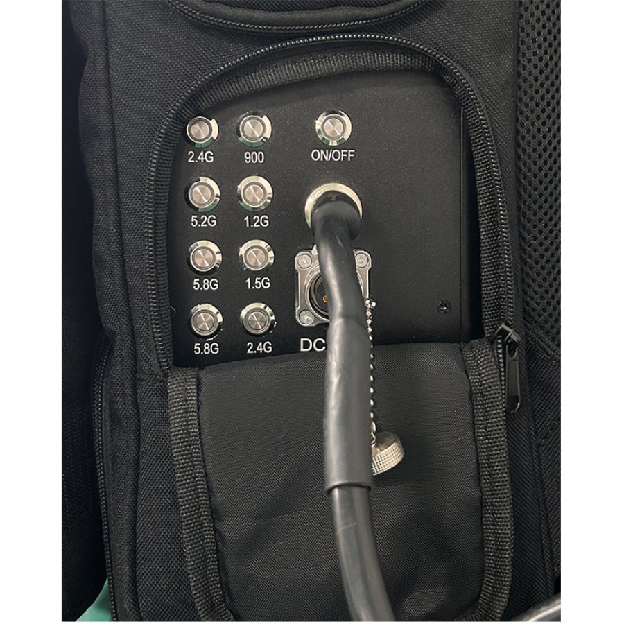 Rugged Outdoor Manpack Drone Jammer For Harsh Environment Security Protection high quality